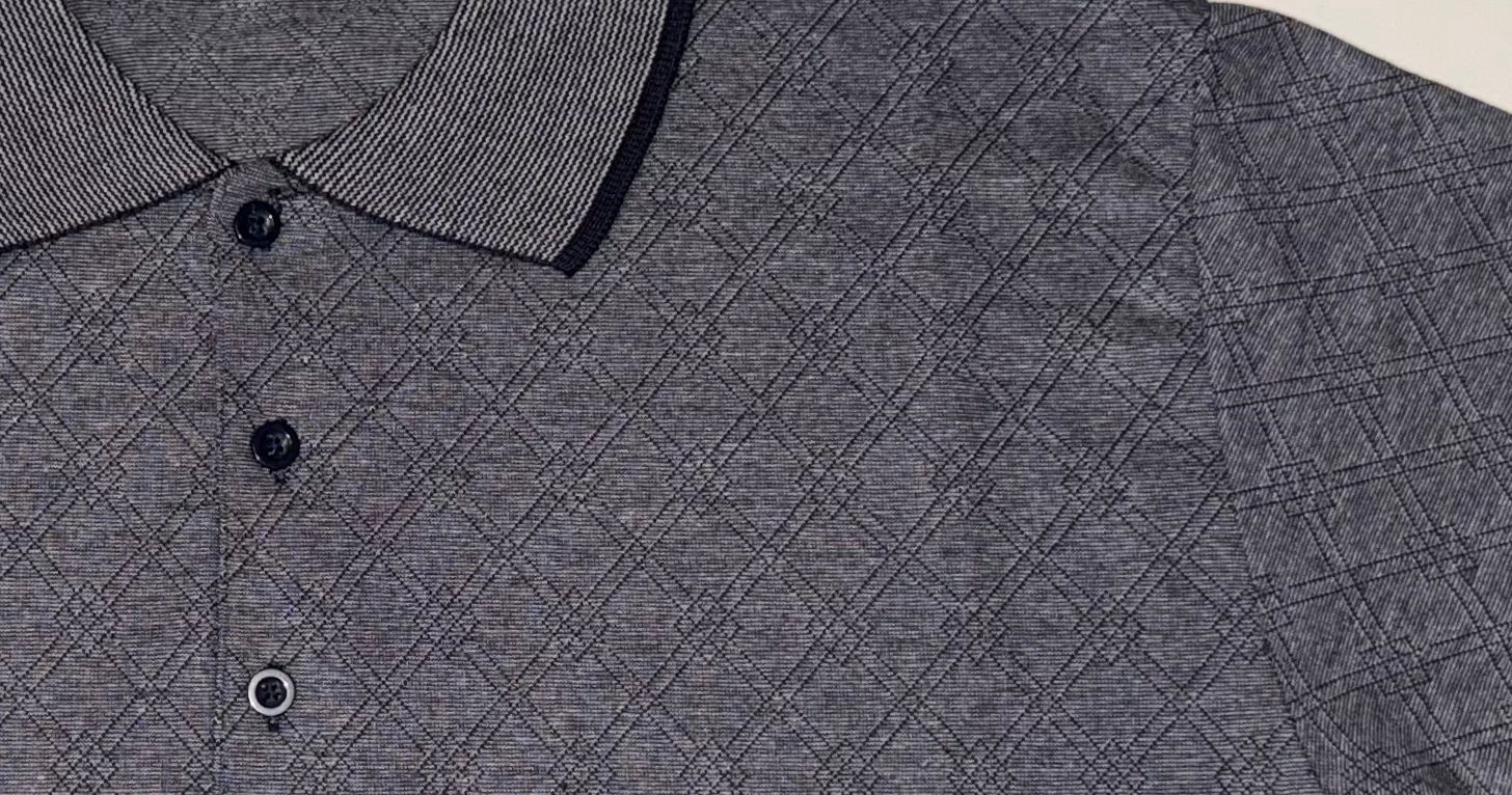Grijze polo met subtiel patroon